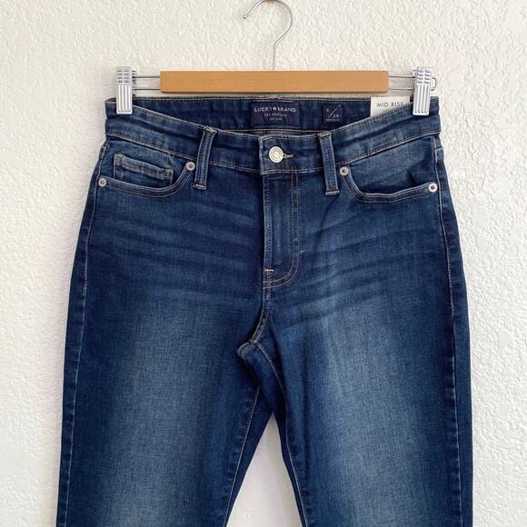 NWT Lucky Brand Sweet Boot Mid-Rise Jeans Womens Size 28 Dark Wash Stretch Denim - Picture 2 of 10